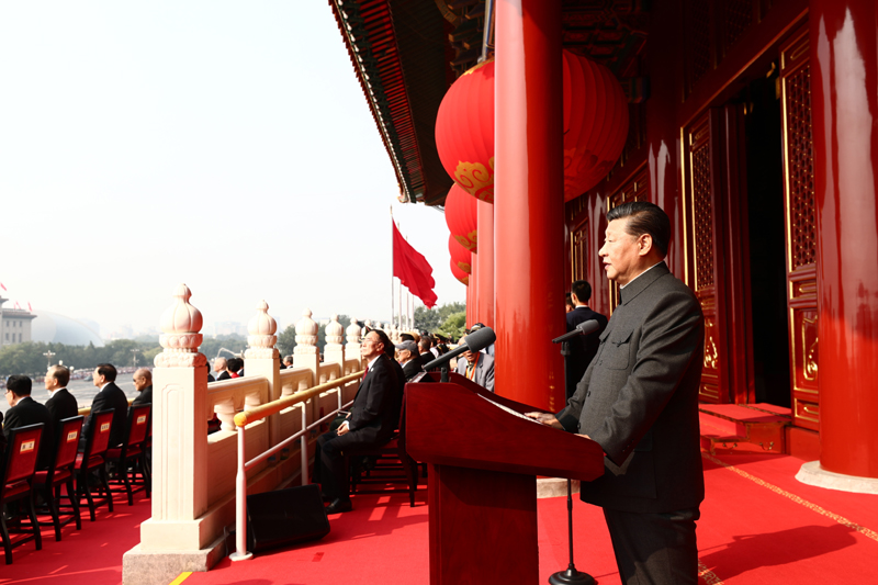 10月1日上午，慶祝中華人民共和國(guó)成立70周年大會(huì)在北京天安門廣場(chǎng)隆重舉行。中共中央總書(shū)記、國(guó)家主席、中央軍委主席習(xí)近平發(fā)表重要講話。